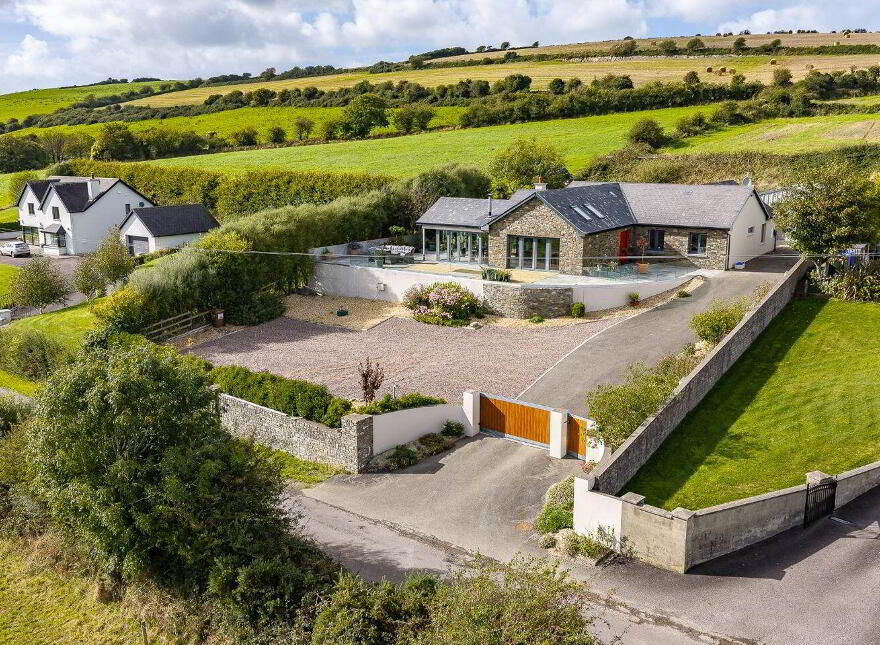 Stone Cottage, Lybe, Belgooly, P17E763