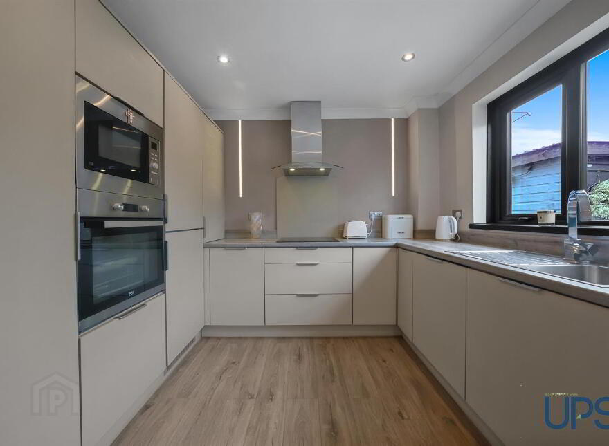 3 Altan Avenue, Stewartstown Road, Belfast, BT17 0UA