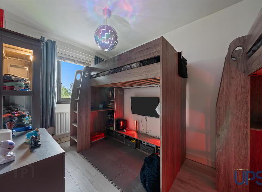 3 Altan Avenue, Stewartstown Road, Belfast, BT17 0UA