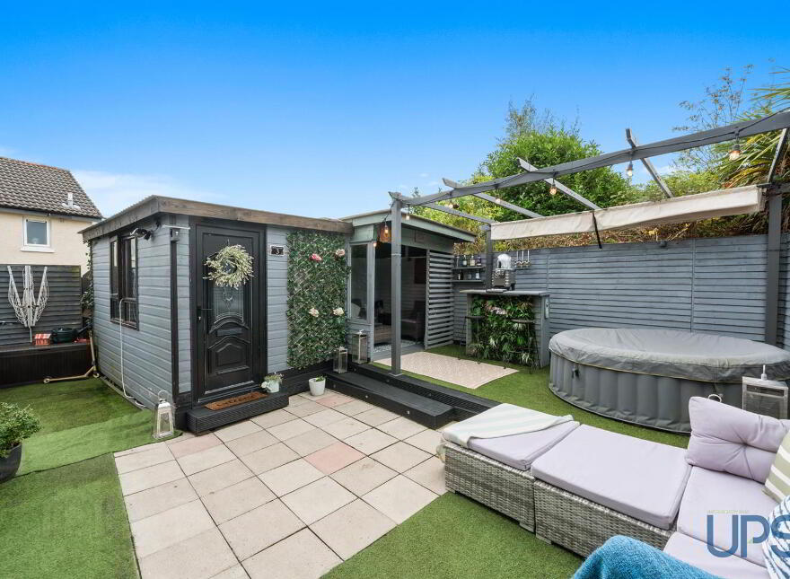 3 Altan Avenue, Stewartstown Road, Belfast, BT17 0UA