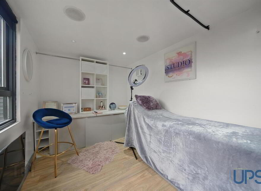 3 Altan Avenue, Stewartstown Road, Belfast, BT17 0UA