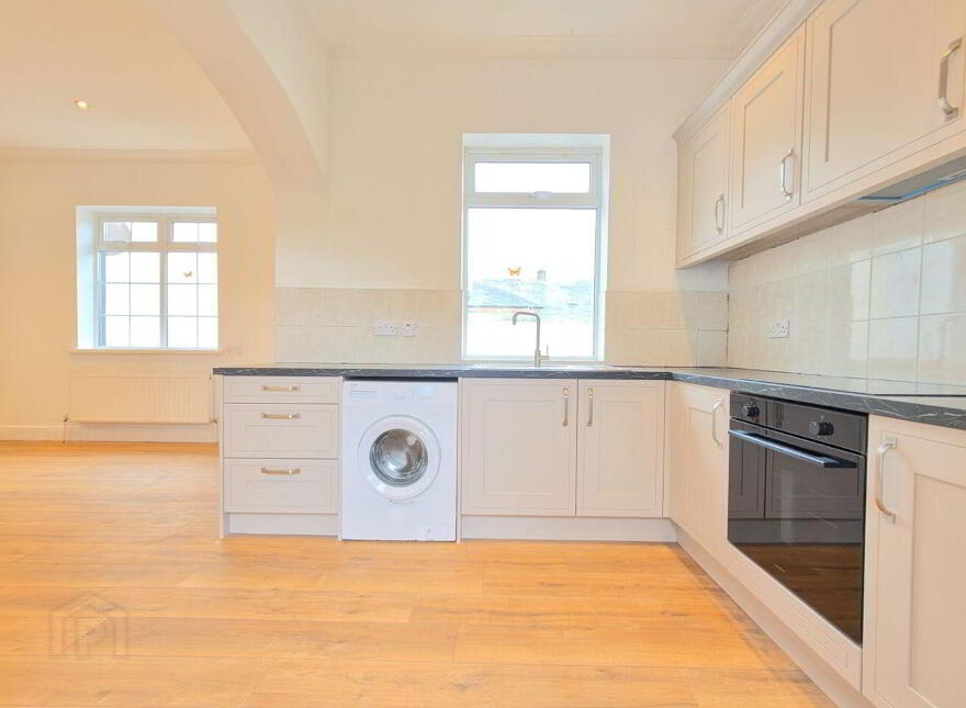 Saint Annes, Saleen, Castlebar, F23T386