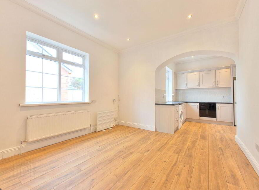 Saint Annes, Saleen, Castlebar, F23T386