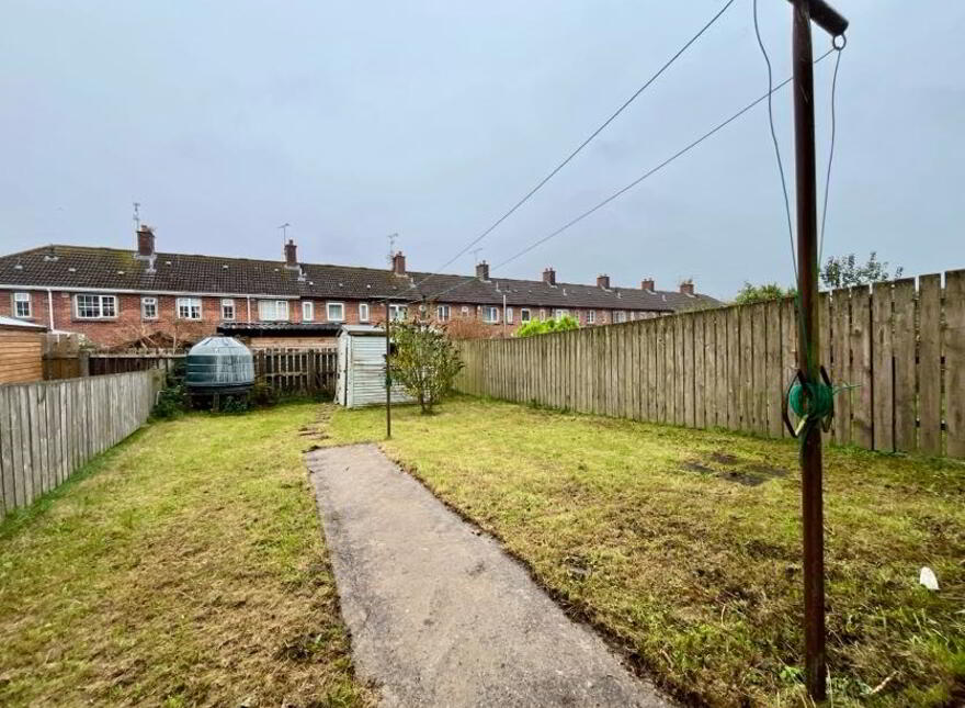 46 Leenan Gardens, Creggan, Derry/Londonderry, BT48 9NG
