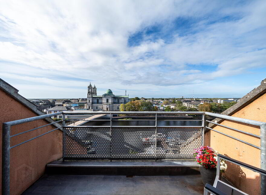 Apartment 77 Silver Quay, Northgate Street, Athlone, N37KX51