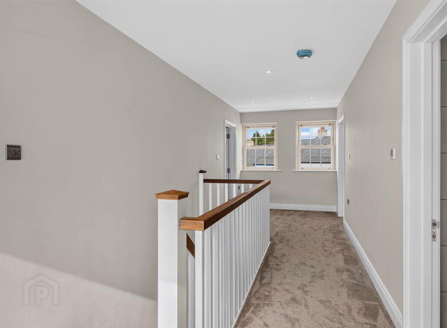 22 Lisburn Road, Saintfield, BT24 7AL