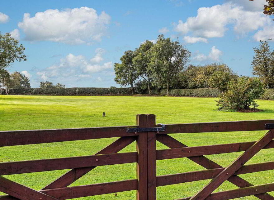 Stokesquarter, Castletown, Lobinstown, C15FE02