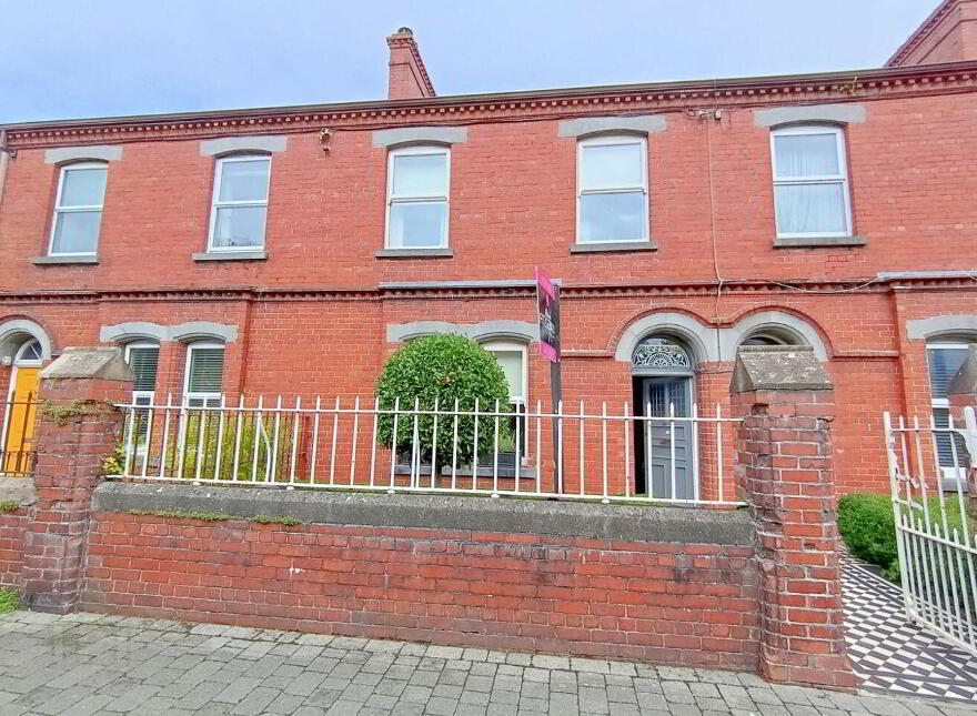2 Saint Johns Villas, Mulgrave Street, Limerick City Centre, V94X0TV