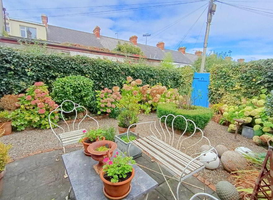2 Saint Johns Villas, Mulgrave Street, Limerick City Centre, V94X0TV