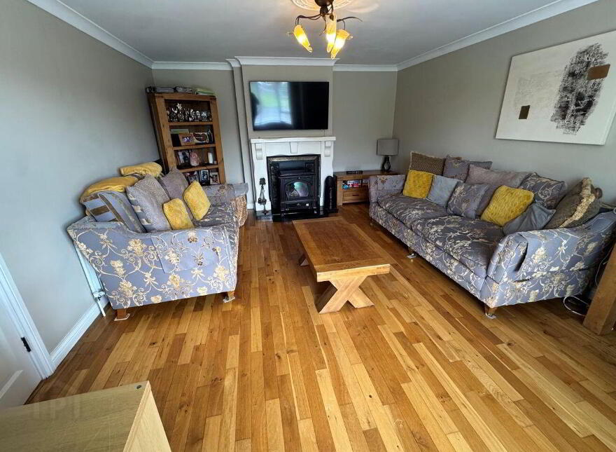 64 Hazelwood, Loughrea, H62YY77