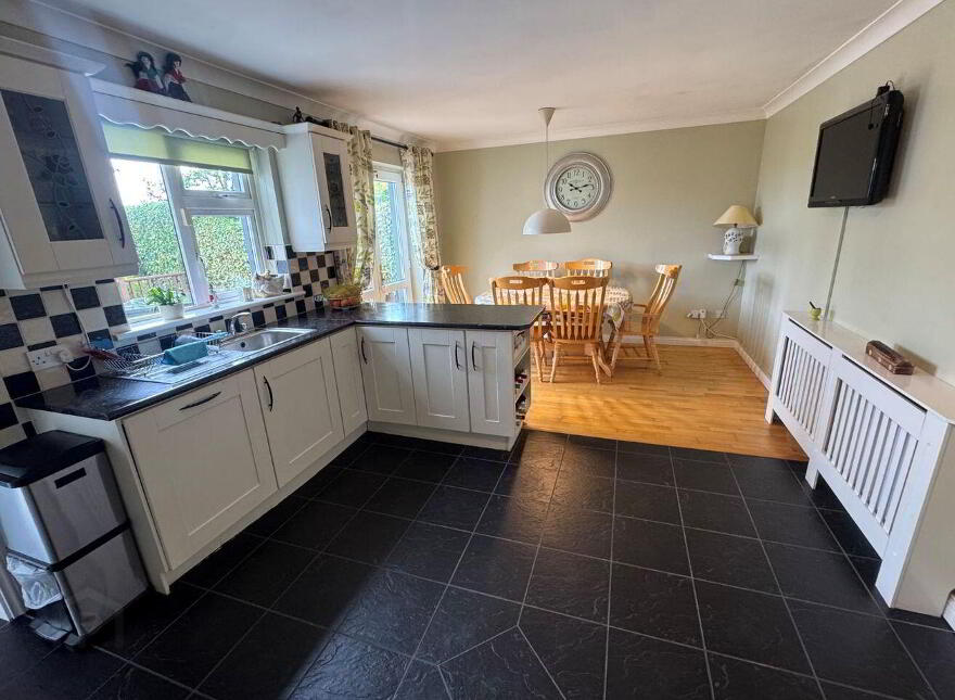 64 Hazelwood, Loughrea, H62YY77
