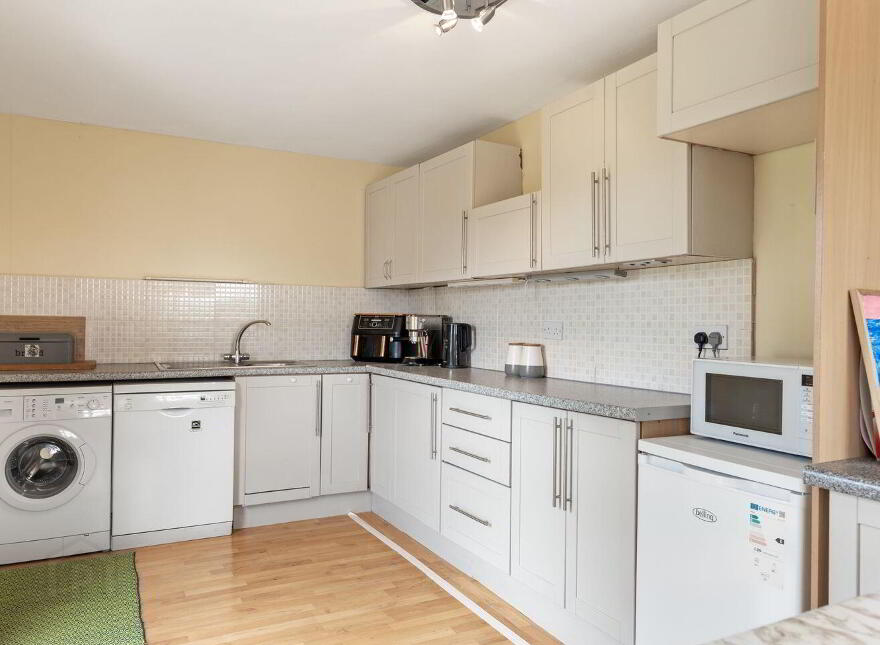 Crosshue, Blackwater, Y21NW29