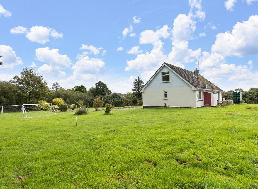 Crosshue, Blackwater, Y21NW29