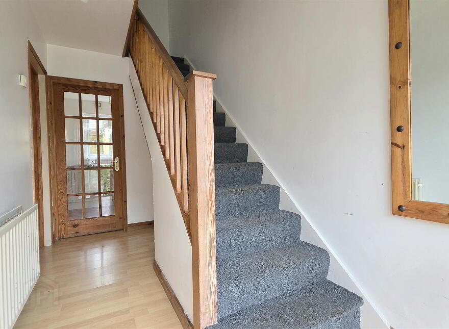 15 Model Avenue, Carrickfergus, BT38