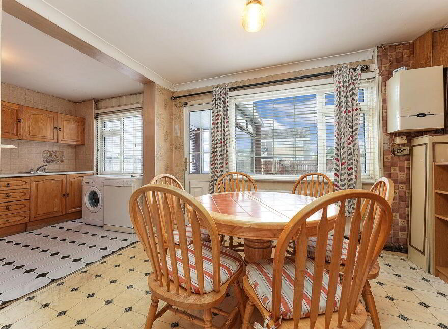 44 Coultry Gardens, Ballymun, Ballymun, D09