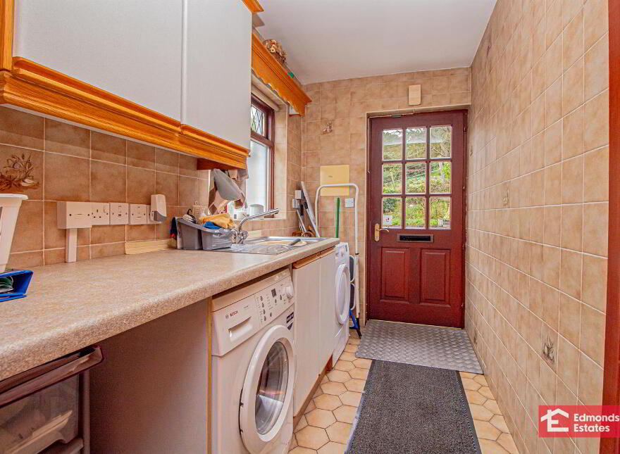 229 Old Ballymoney Road, Ballymena, BT43 6TN