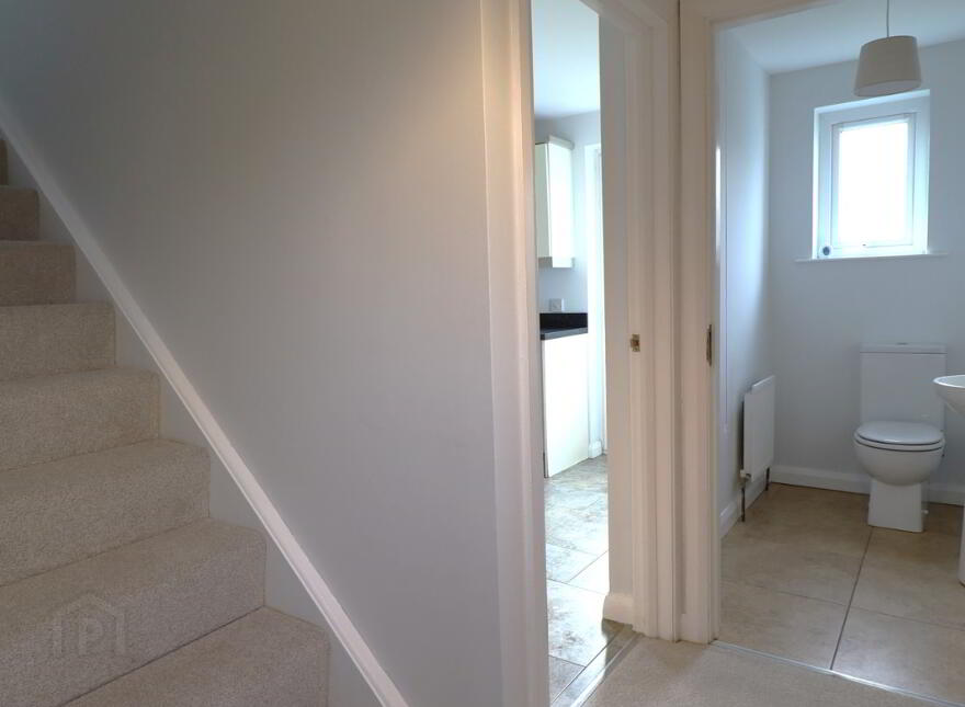 2 Barbrook Court, Dromore, BT25 1TT