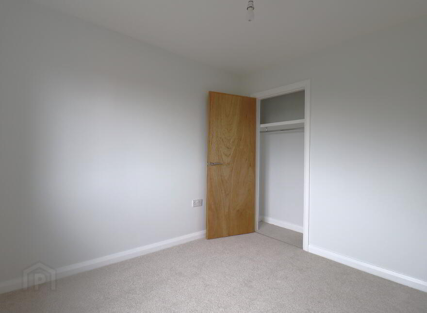 2 Barbrook Court, Dromore, BT25 1TT
