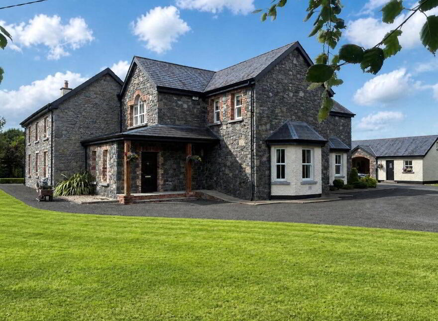 Leanmor House, Kilmore, Dundrum, E34H500