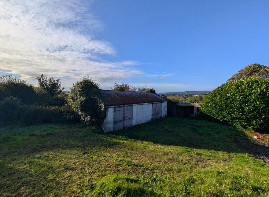 Forth Village, Kinaffe, Swinford, F12W2T8