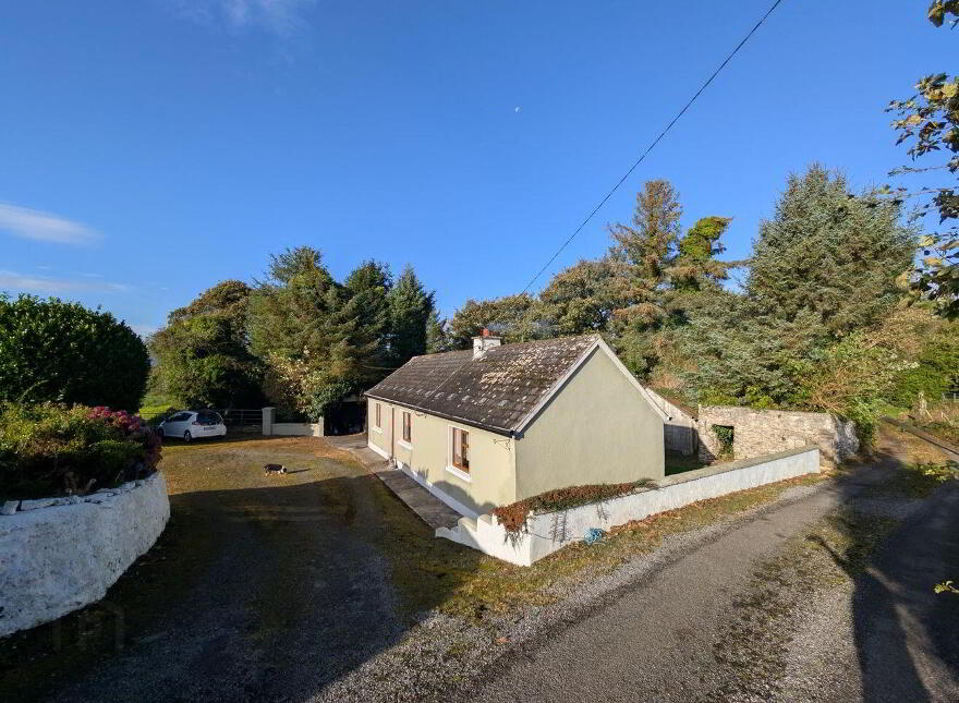 Forth Village, Kinaffe, Swinford, F12W2T8