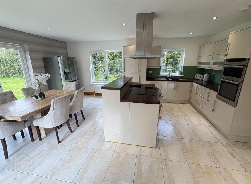 4 Meadow View, Rylane, P32KT95