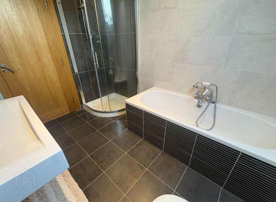 4 Meadow View, Rylane, P32KT95