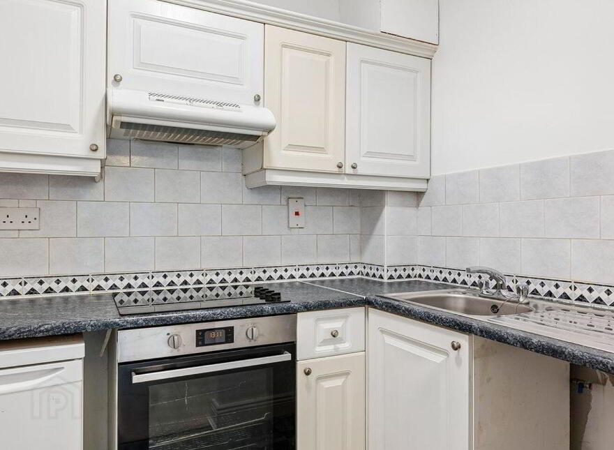 100 Shanagarry, Milltown Road, Dublin 6, D06RR77