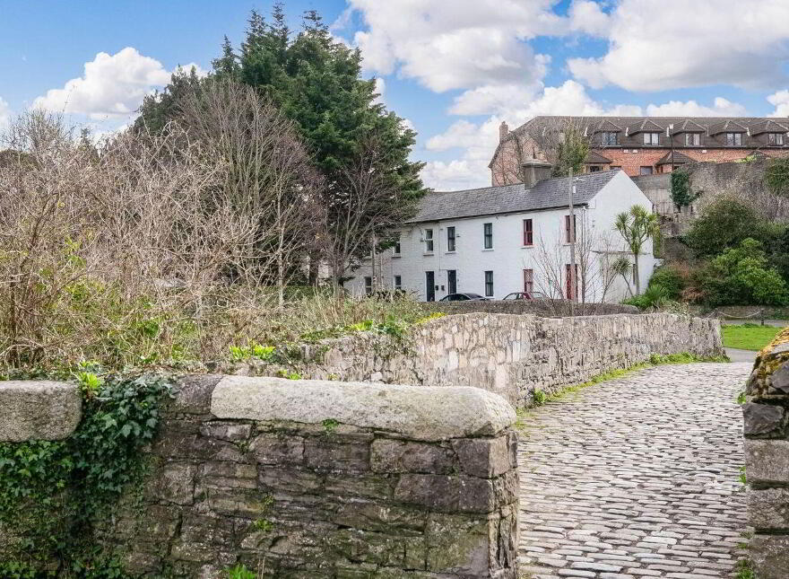 100 Shanagarry, Milltown Road, Dublin 6, D06RR77