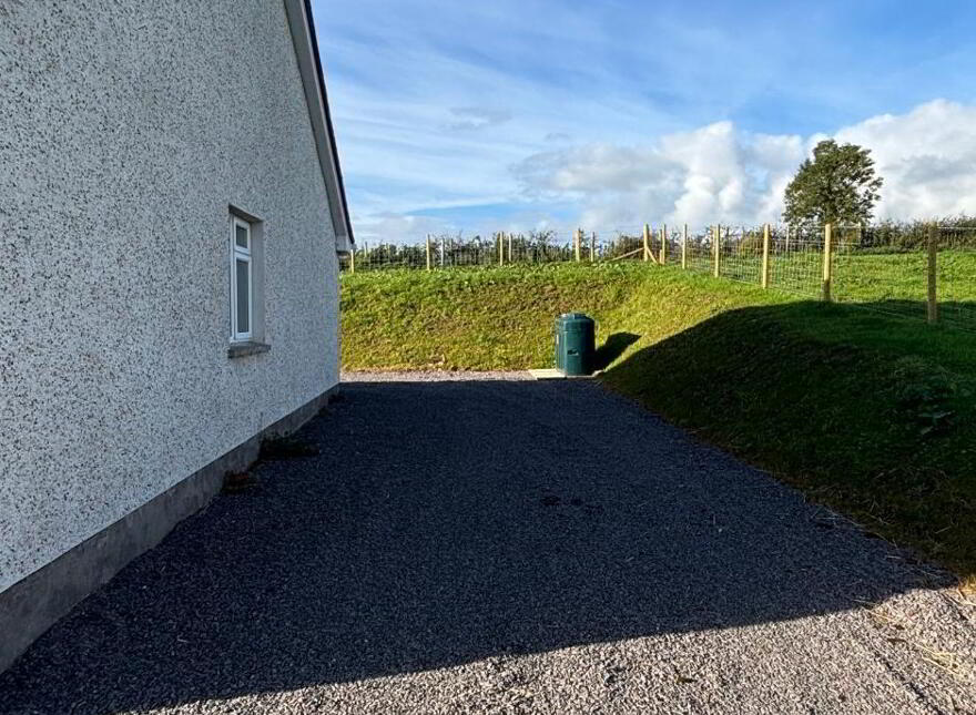 100 Farnamullan Road, Lisbellaw, BT94 5EA