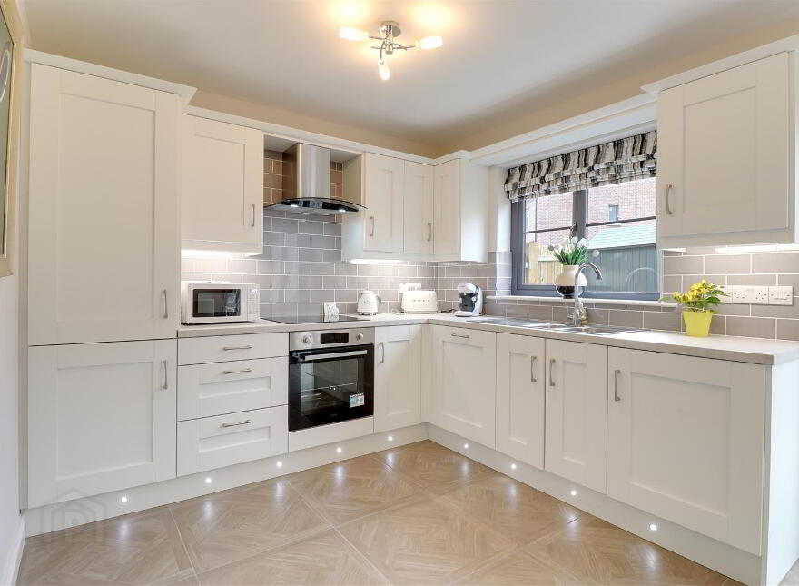 8 Little Enler Park, Comber, BT23 5ZW