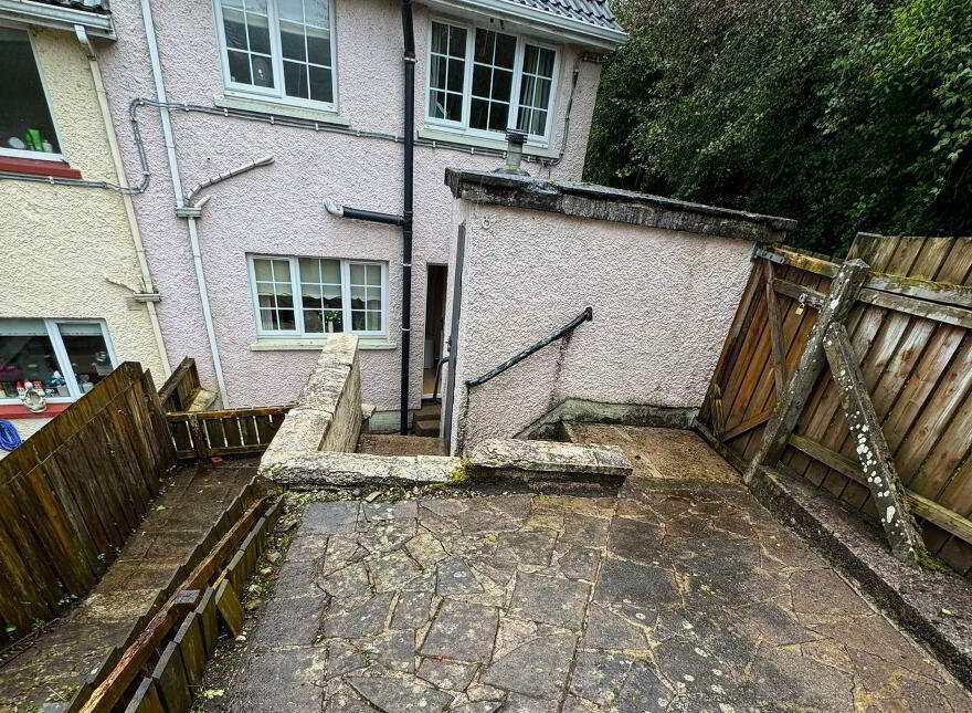 4 Church Brae, Dromore, BT78 3JF