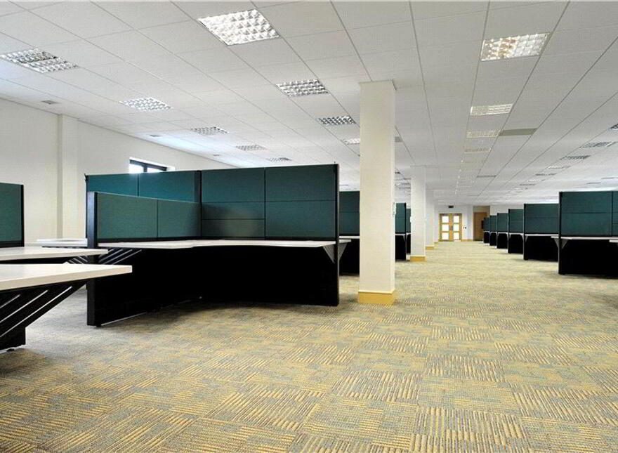Lacken Plaza, Bracetown Business Park, Clonee, Clonee, D15