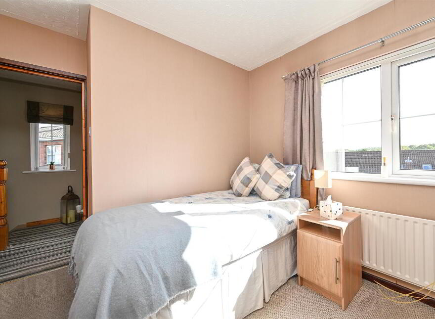 18 Cameron Court, Ballyclare, BT39 9UZ