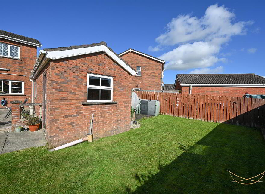 18 Cameron Court, Ballyclare, BT39 9UZ