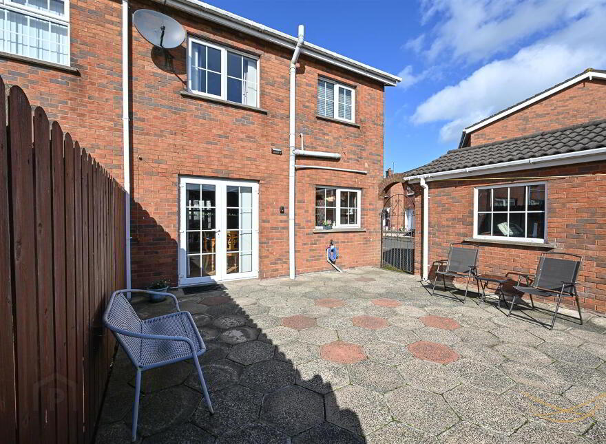 18 Cameron Court, Ballyclare, BT39 9UZ