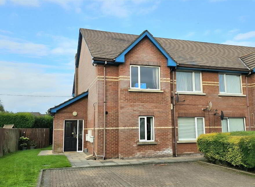 Apt 6, Killaloe, Carrickfergus, BT38 8FL photo