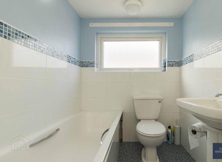 27 Magherana Park, Waringstown, BT66 7QF