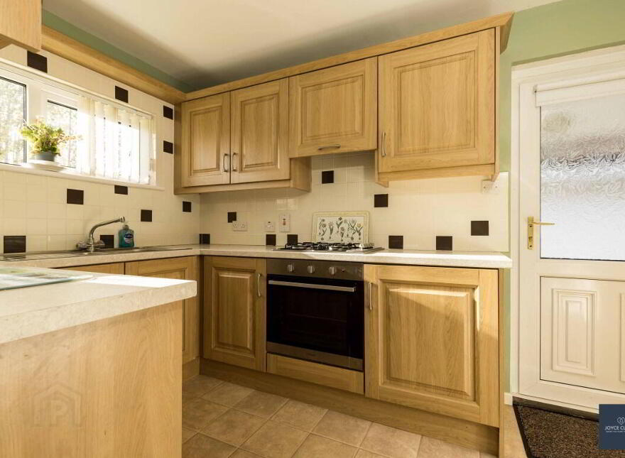 27 Magherana Park, Waringstown, BT66 7QF