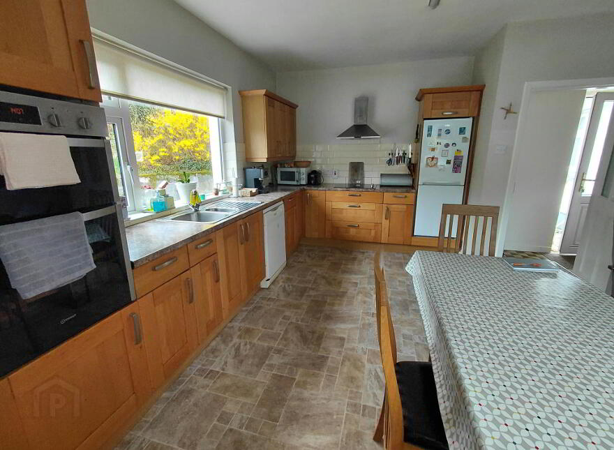 Drum Road, Rathcormac, F91E892