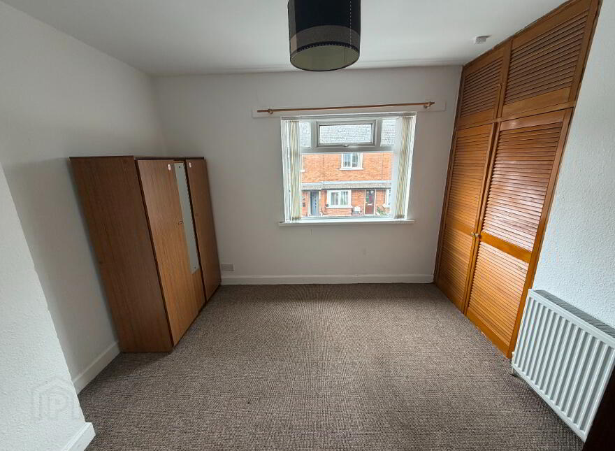 8 Bloomfield Crescent, Belfast, BT5 5AT