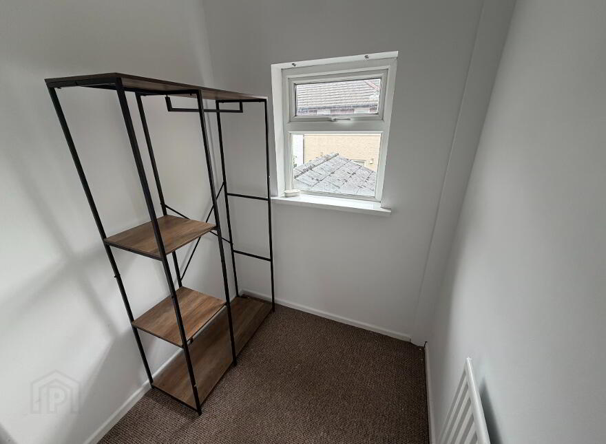 8 Bloomfield Crescent, Belfast, BT5 5AT