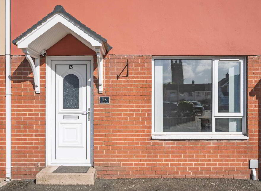 13 McArthur Court, Belfast, BT4 1BA