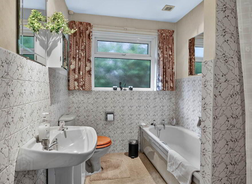 7 Springburn Park, Lisburn, BT27 5QZ