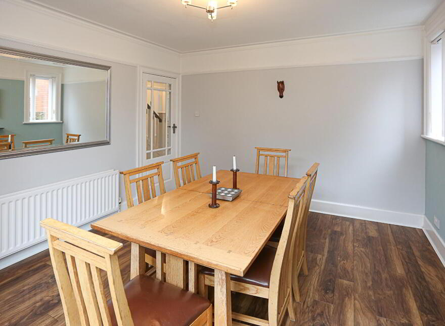 16 Graham Gardens, Belfast, BT6 9FB