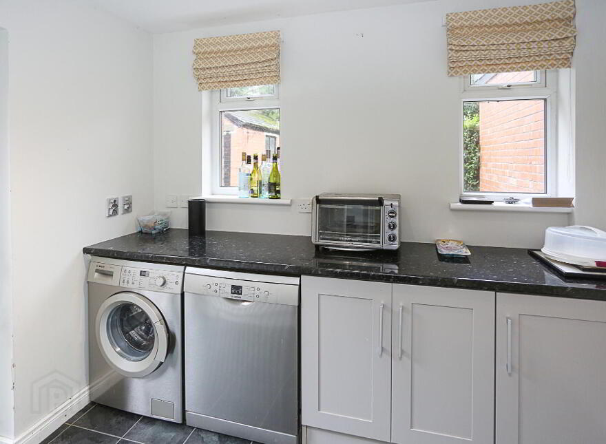16 Graham Gardens, Belfast, BT6 9FB