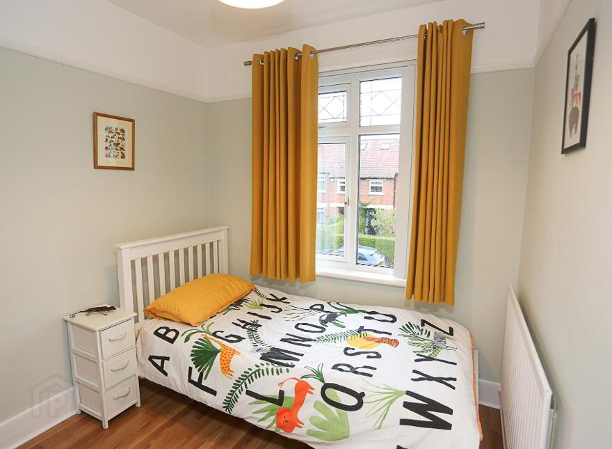 16 Graham Gardens, Belfast, BT6 9FB