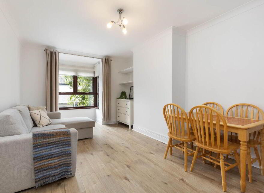 Apt 2 Verschoyle House, Mount Street Lower, Dublin 2, D02RR26