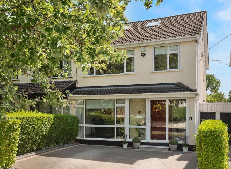 3 The Crescent, Woodpark, Ballinteer, Ballinteer, D16K095 photo