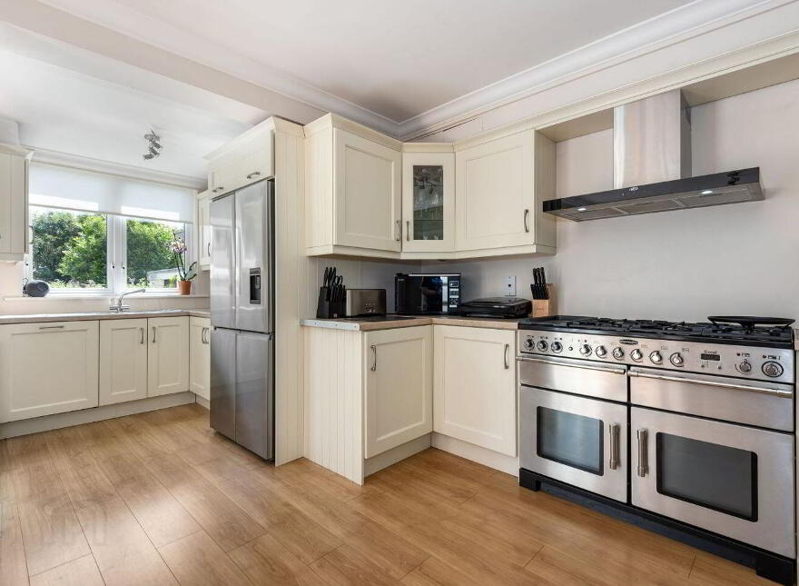 3 The Crescent, Woodpark, Ballinteer, Ballinteer, D16K095